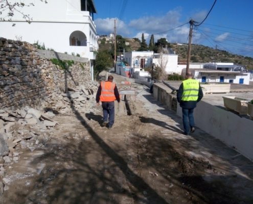 Αντικατάσταση αγωγού διανομής στον κεντρικό δρόμο Λευκών (Ράμνος)